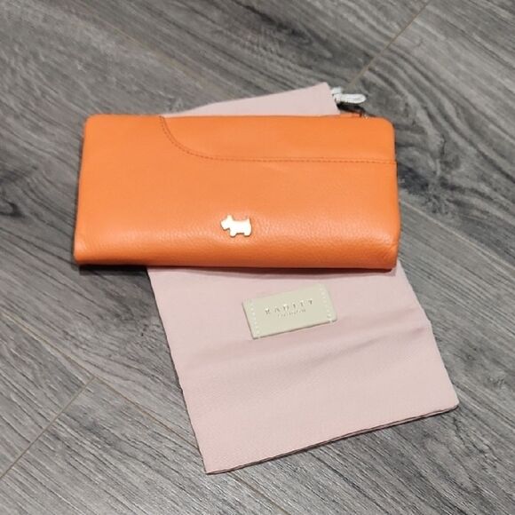 NWOT Orange Pebbled Leather Radley Snap Fold Wallet - Picture 1 of 6